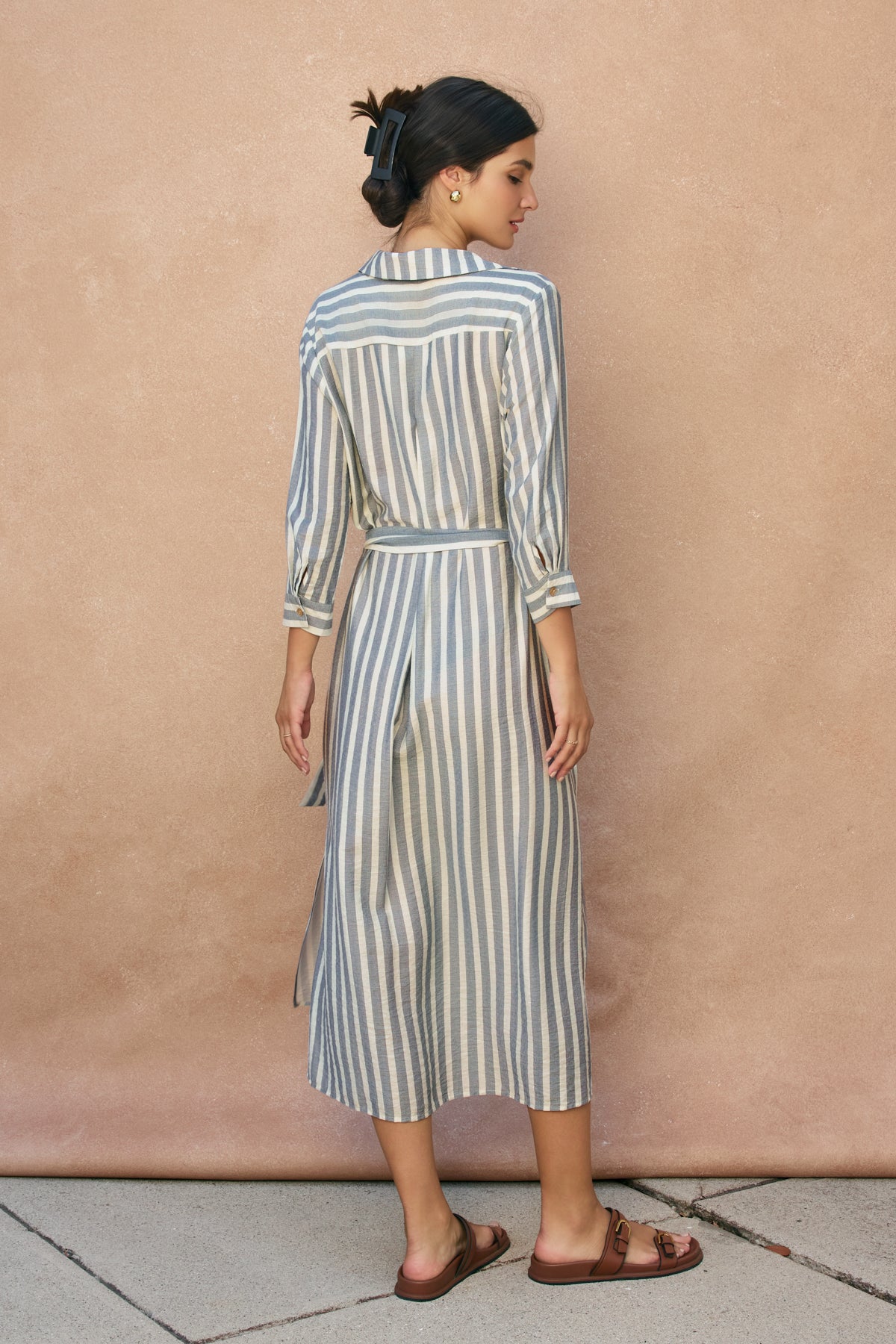 Quarter Sleeve Tie Front Maxi Shirt Dress OMFORT