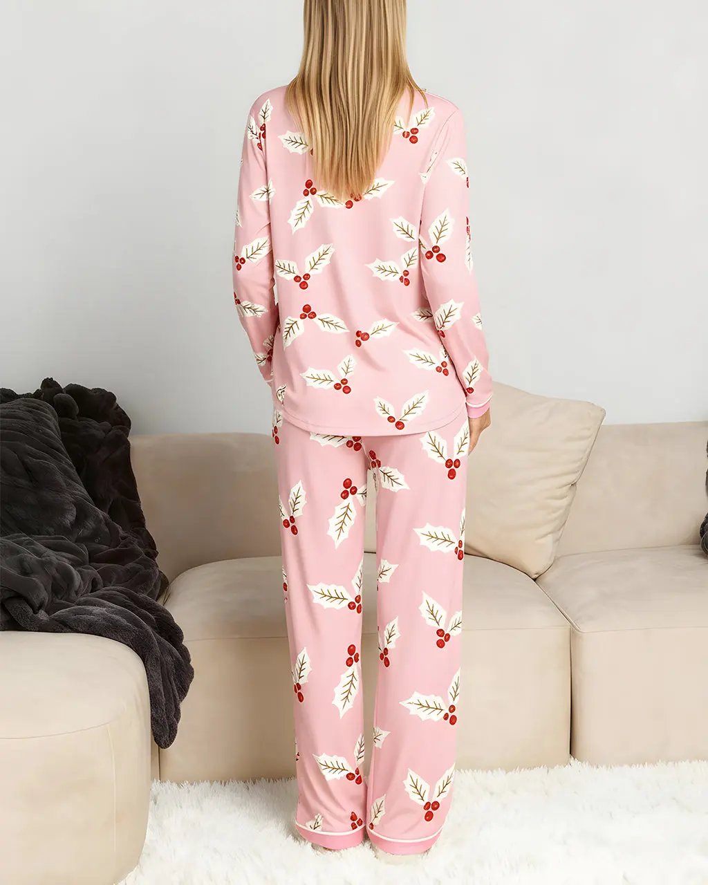 Holly Leaves Print Pajama Set OMFORT