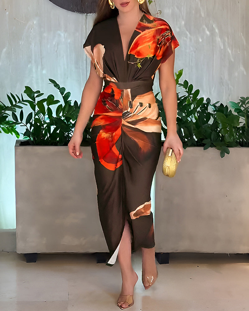 Floral Placement Print Deep V-Neck Front Slit Dress Ruched Slim Fit Vacation Dress Omfort