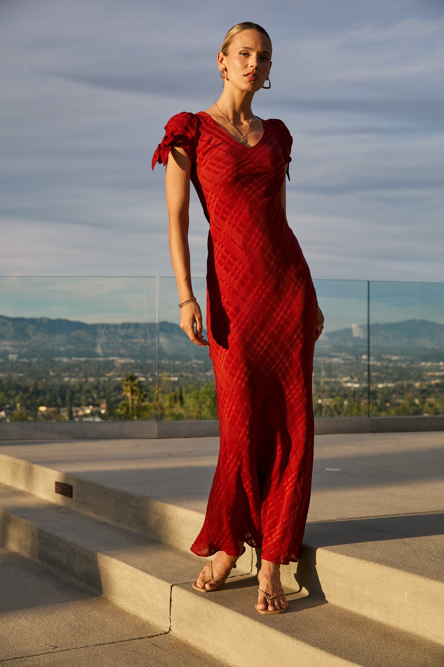 Kimmie Maxi Dress in Red-Brown OMFORT