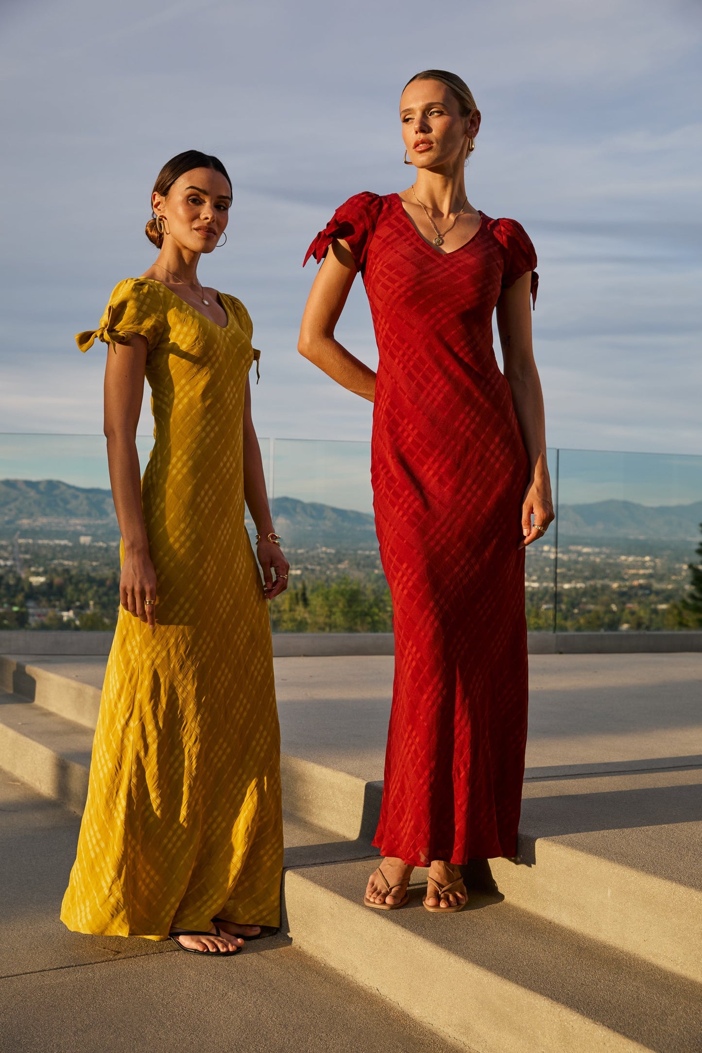 Kimmie Maxi Dress in Red-Brown OMFORT