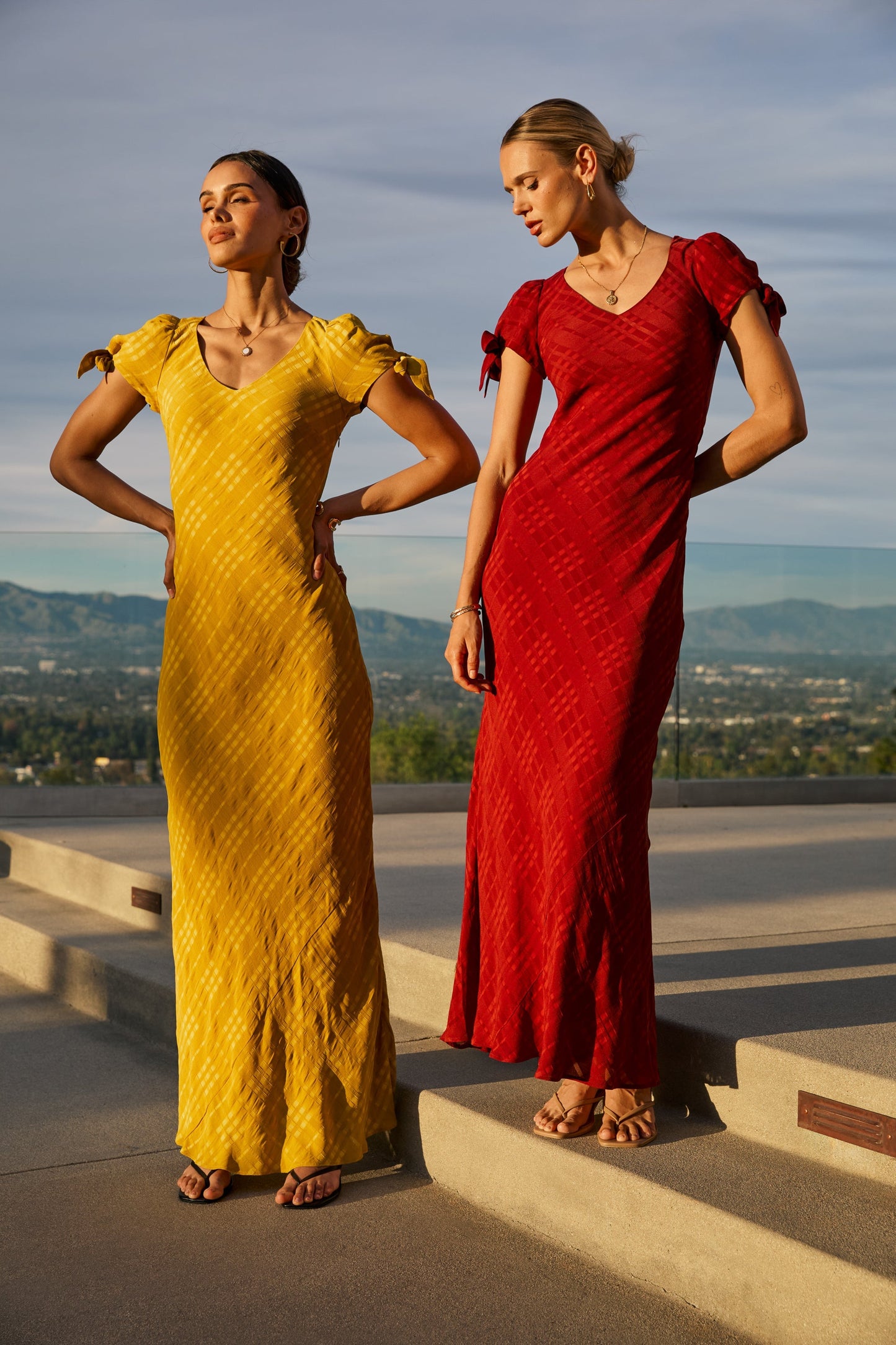 Kimmie Maxi Dress in Red-Brown OMFORT
