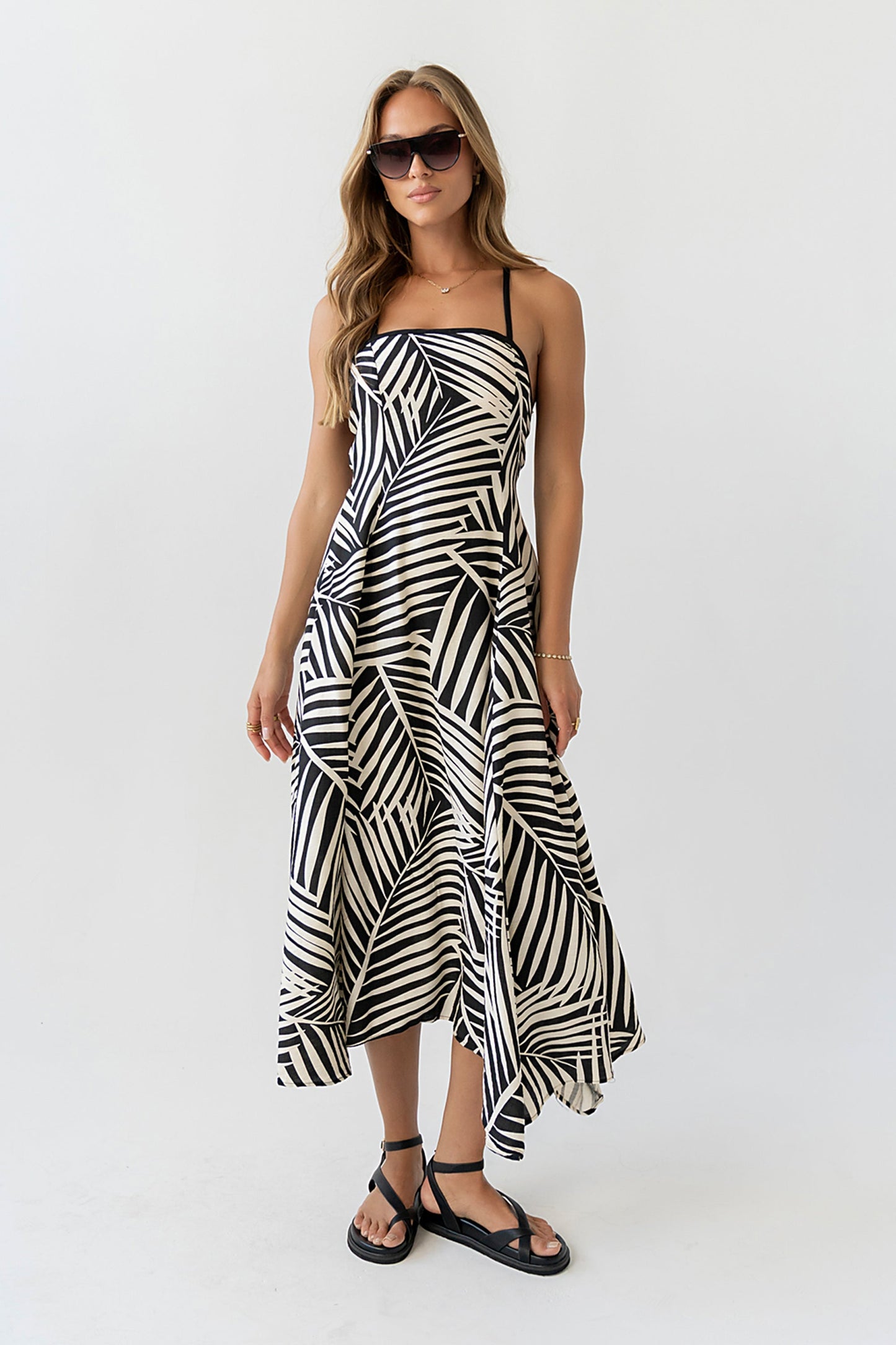 Zoelle Halter Neck Midi Dress OMFORT