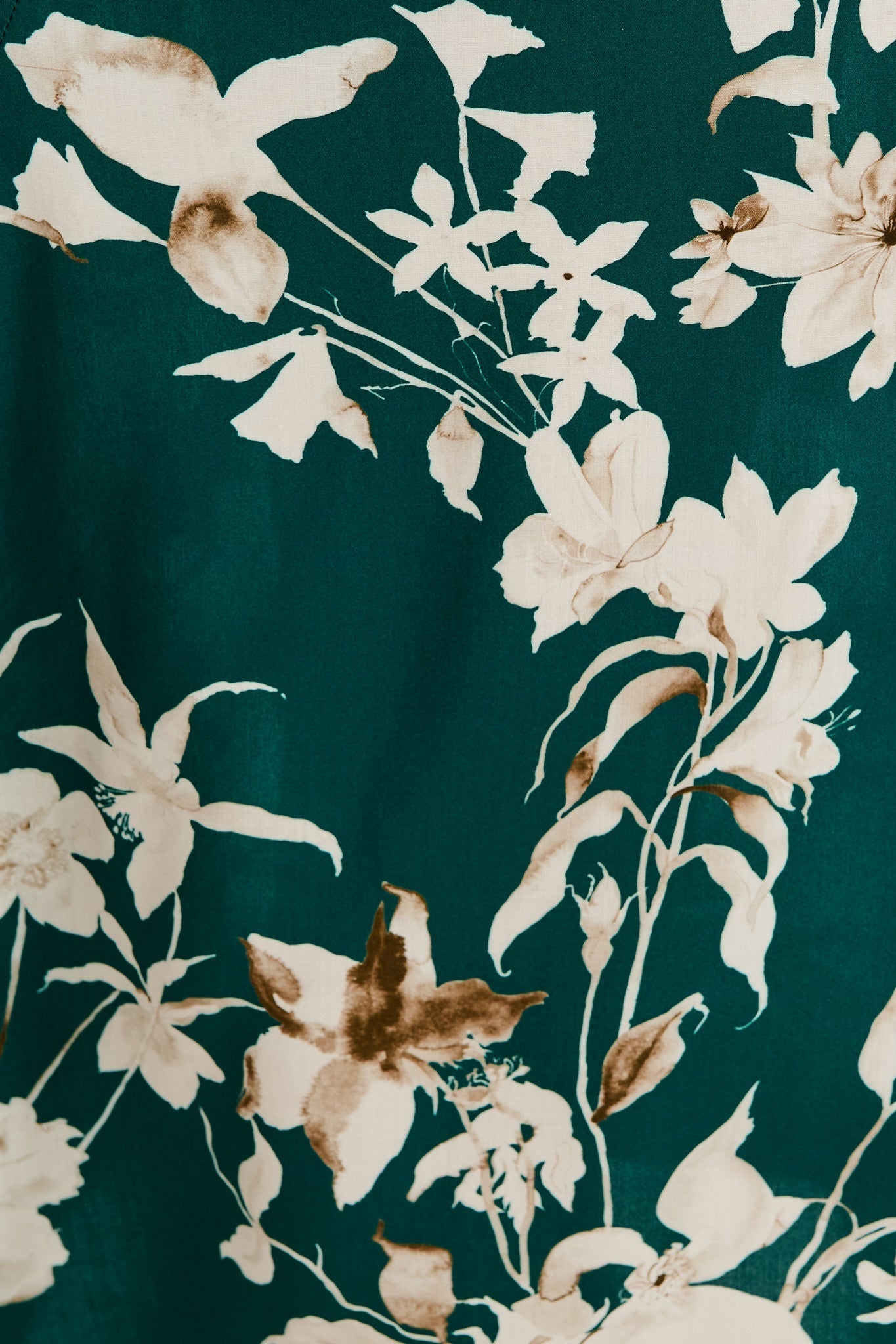 Golden Bloom Maxi Dress in Emerald Print OMFORT