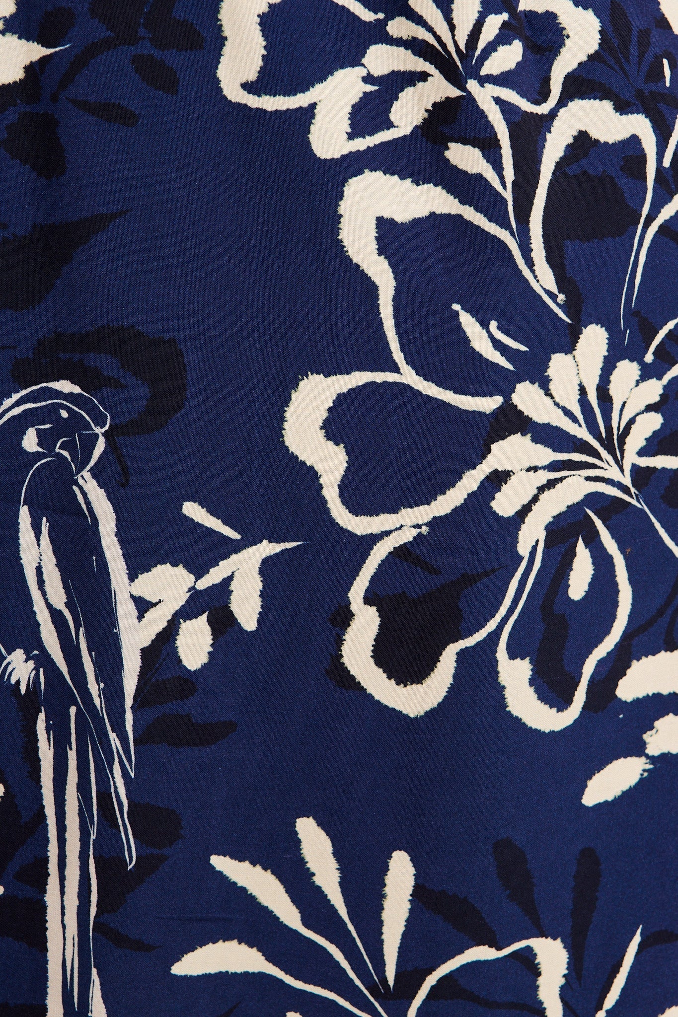 Ravello Dress in Navy with Cream Print OMFORT