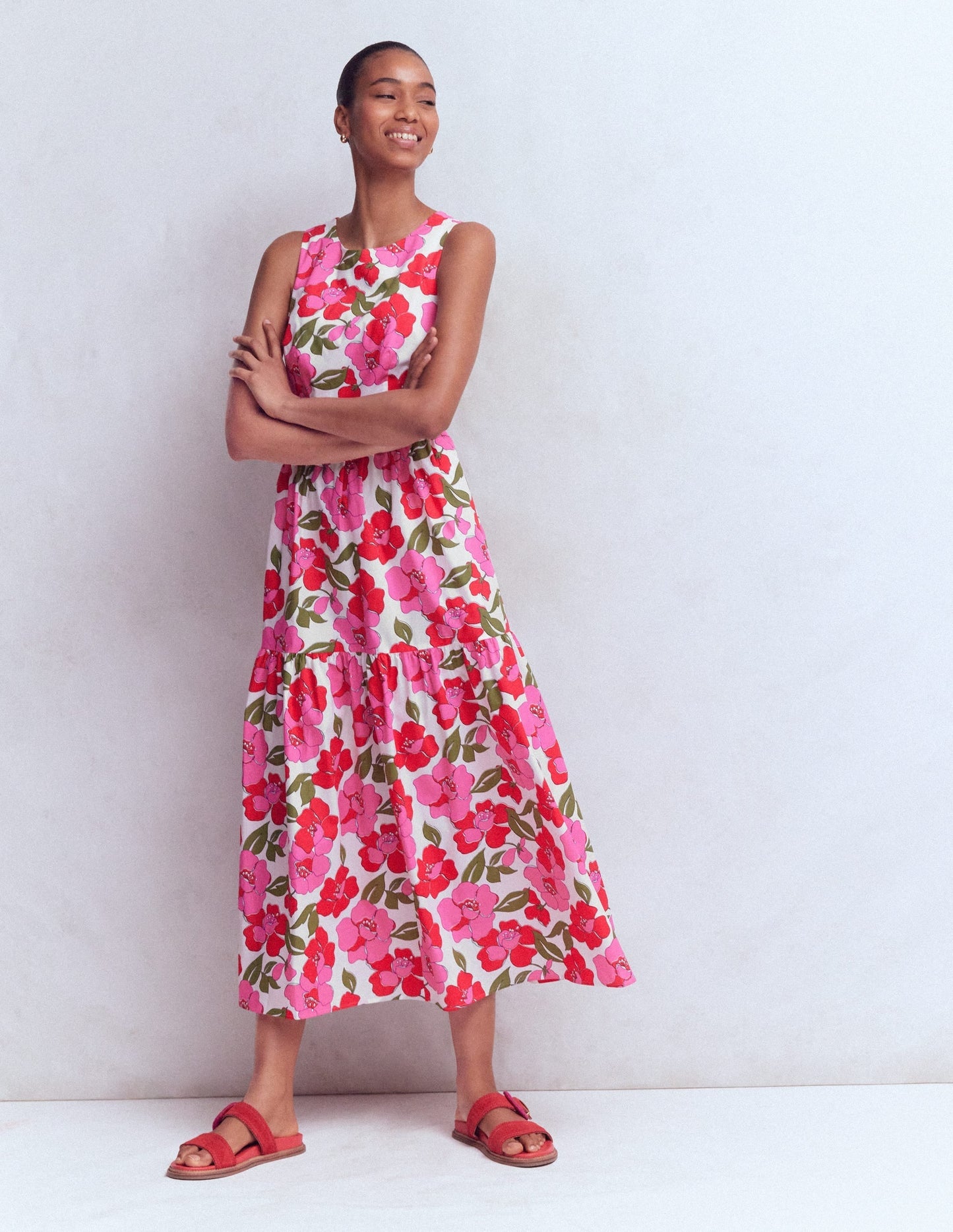 Sleeveless Poplin Dress-Pink Radiant Bloom OMFORT