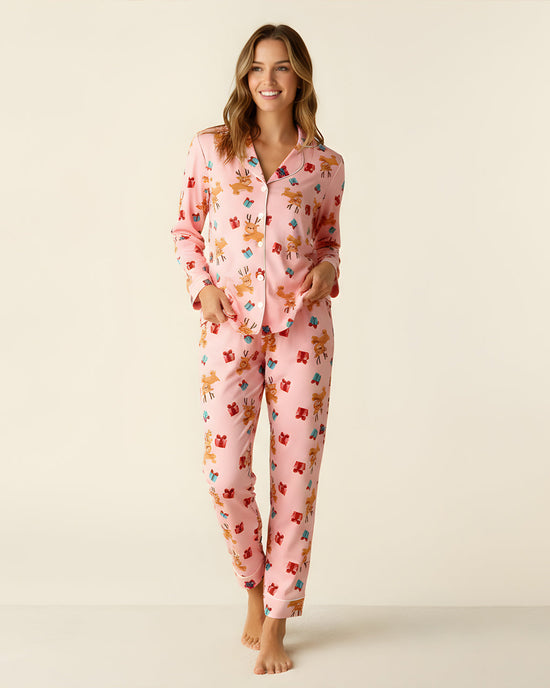 Christmas Reindeer Gift Box Print Pajama Set OMFORT
