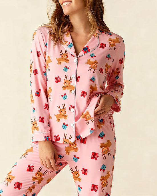 Christmas Reindeer Gift Box Print Pajama Set OMFORT