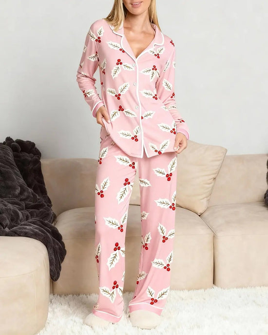 Holly Leaves Print Pajama Set OMFORT