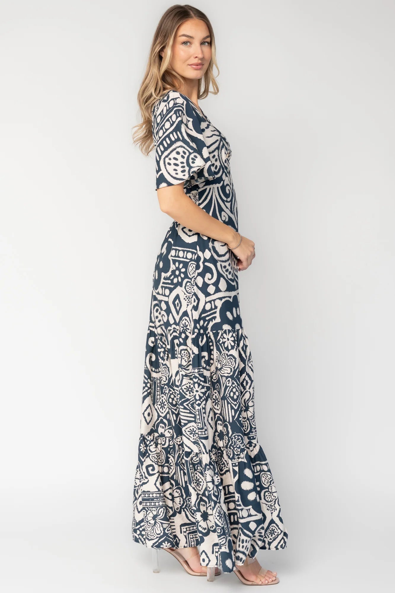 Jules Maxi Dress OMFORT