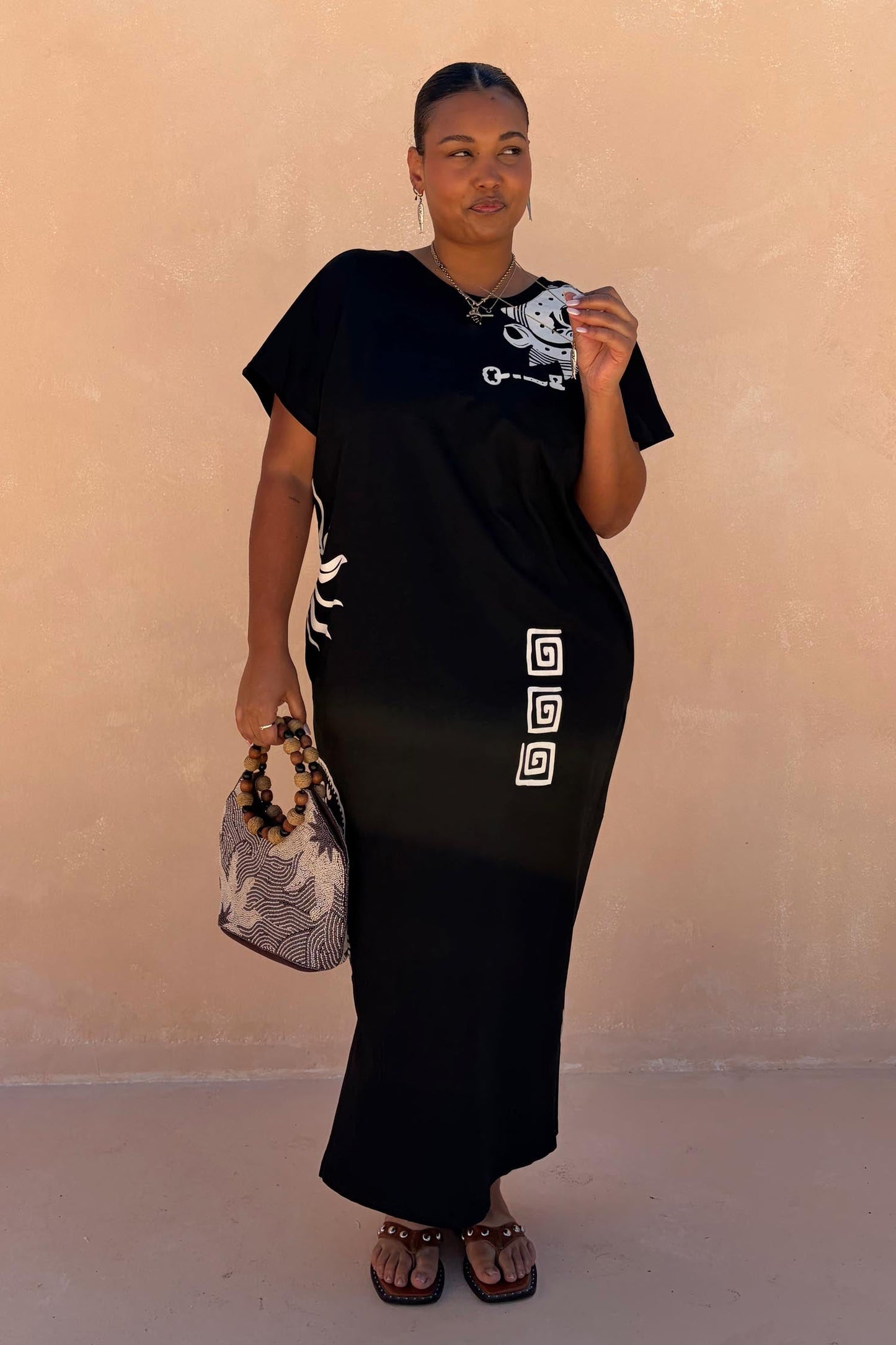 Black Dolce Vita T-Shirt Dress OMFORT
