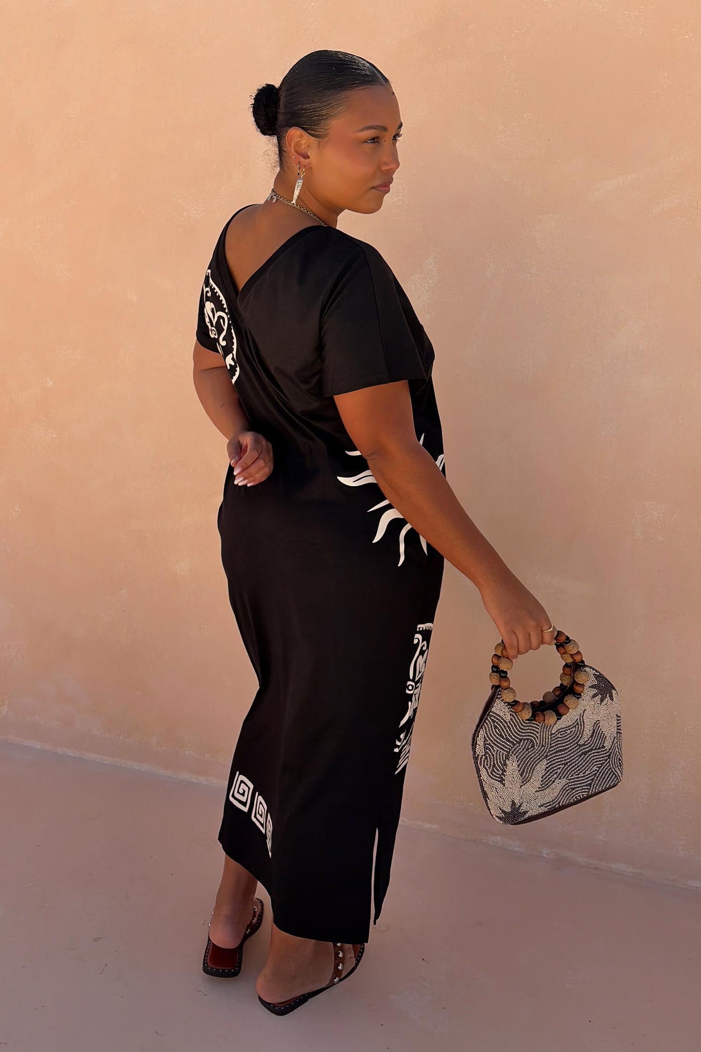 Black Dolce Vita T-Shirt Dress OMFORT