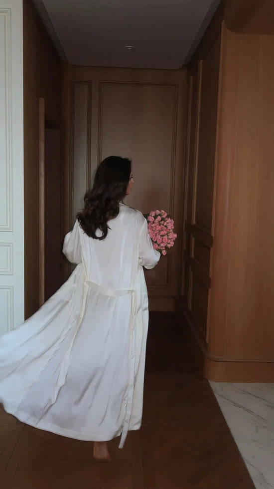 IVORY SILKY ROBE mysite
