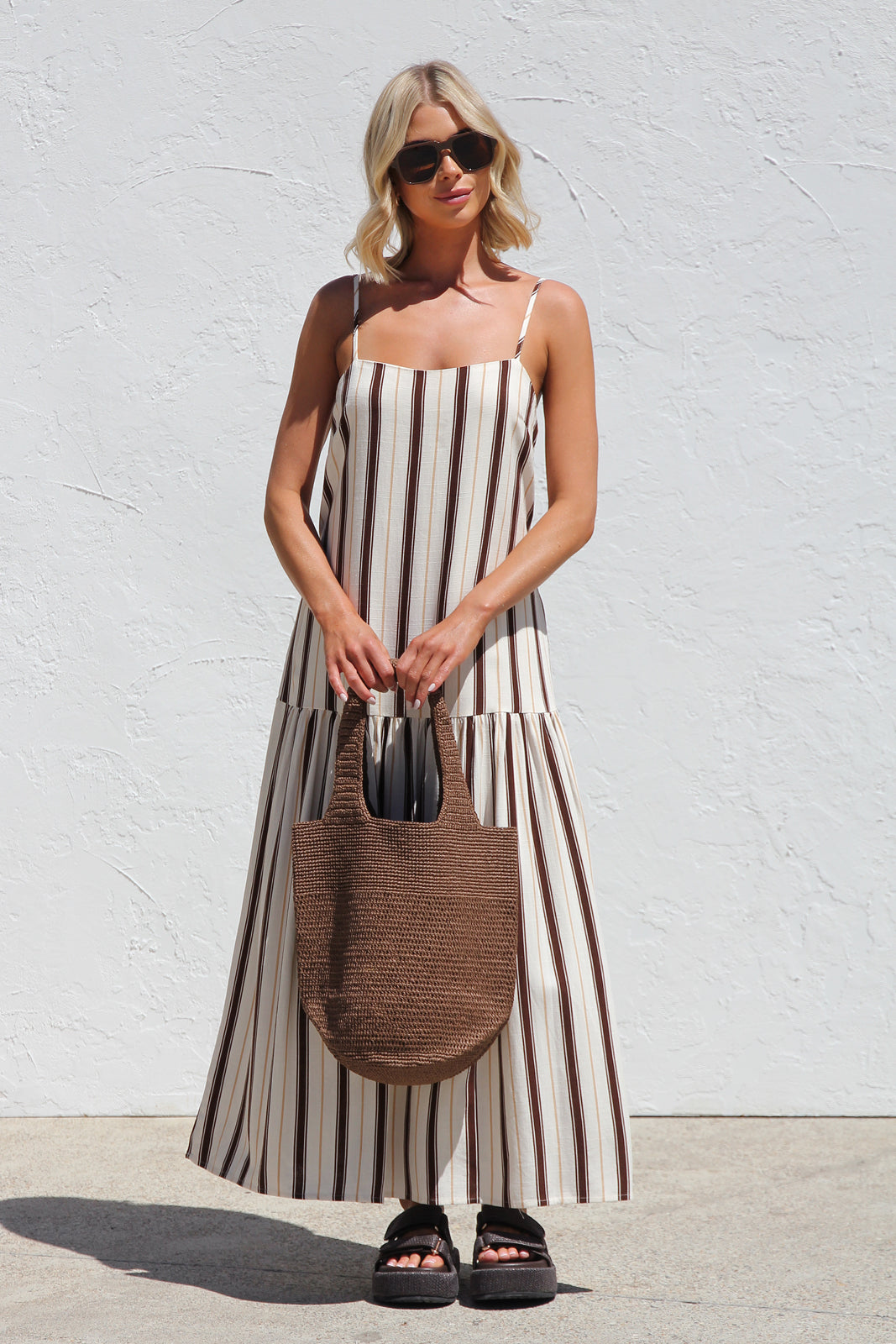 Line Motion Maxi Dress OMFORT