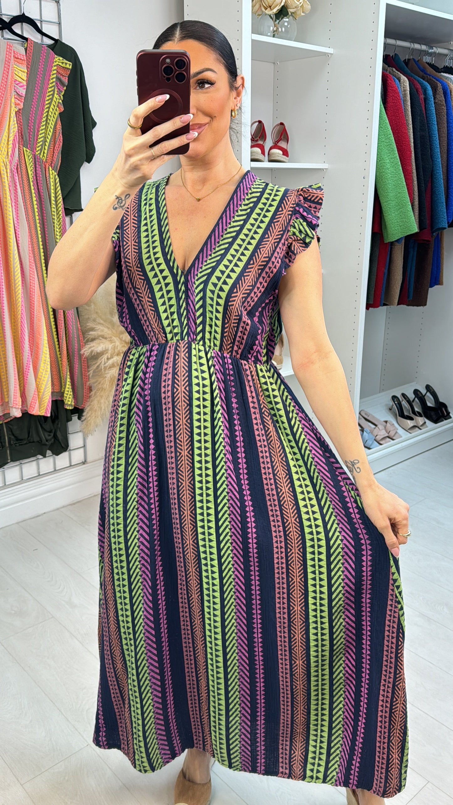 Jeanelle Abstract Print Cheesecloth Maxi Dress OMFORT