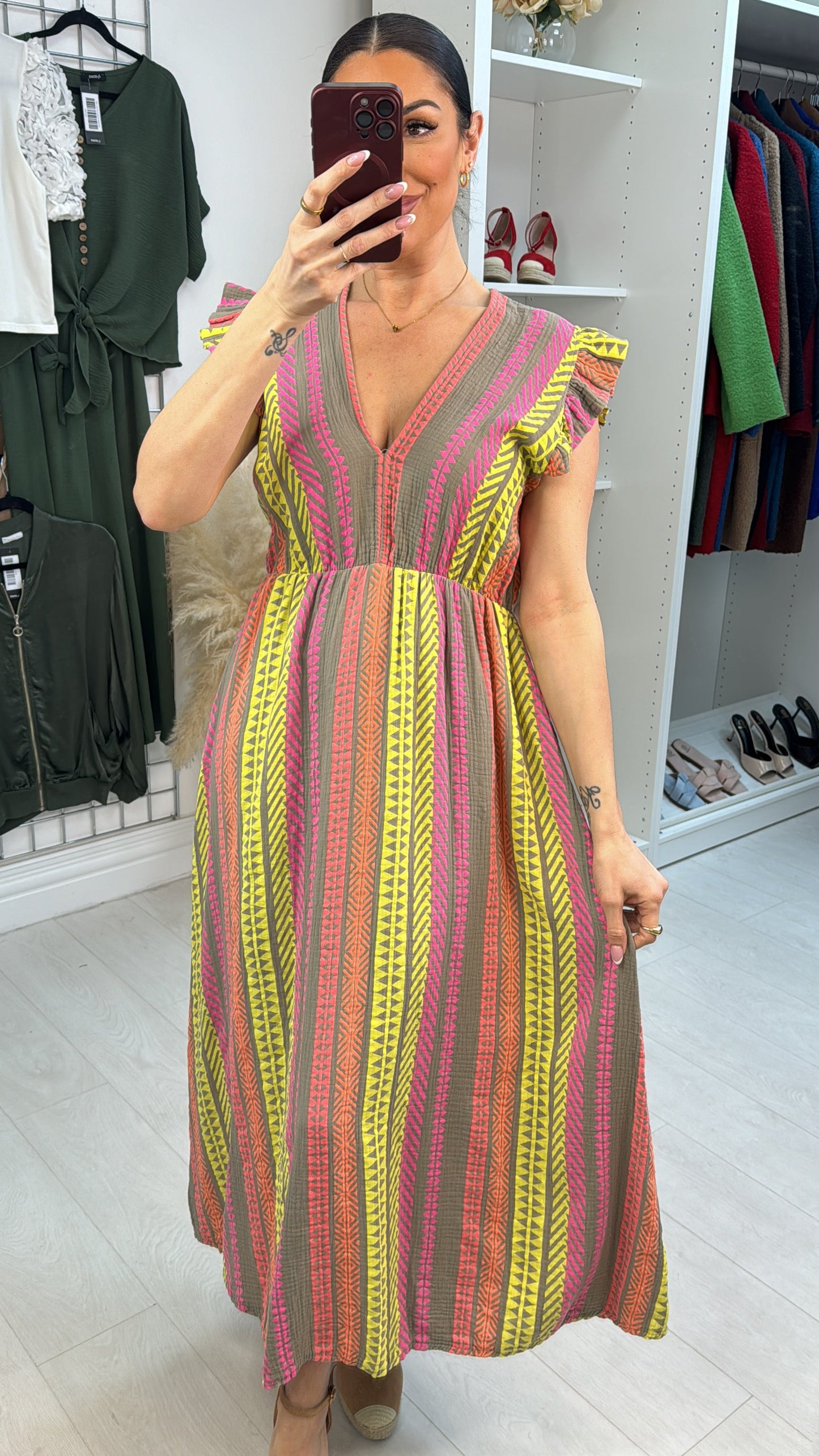 Jeanelle Abstract Print Cheesecloth Maxi Dress OMFORT
