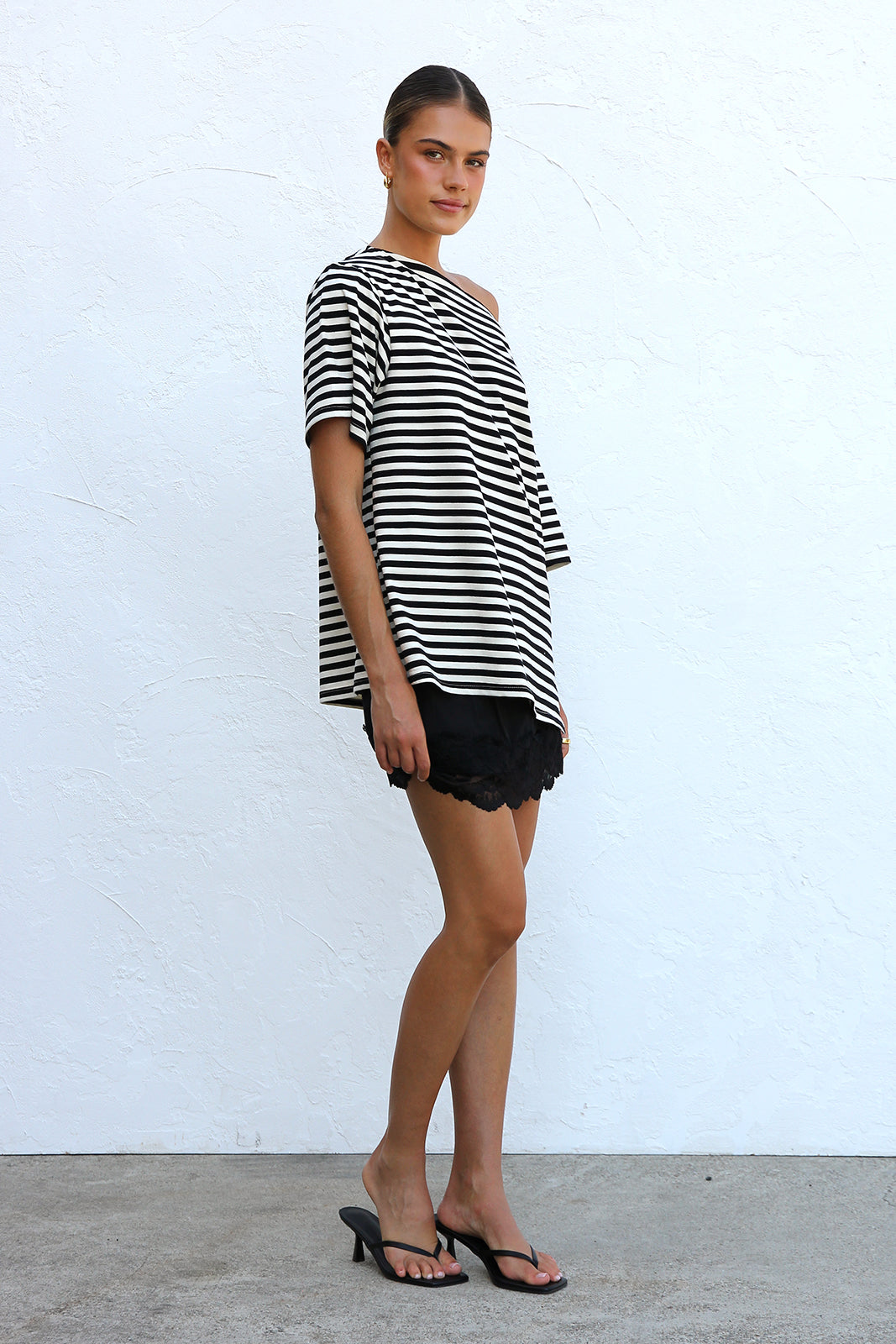 Tahlea Top BLACK STRIPE OMFORT