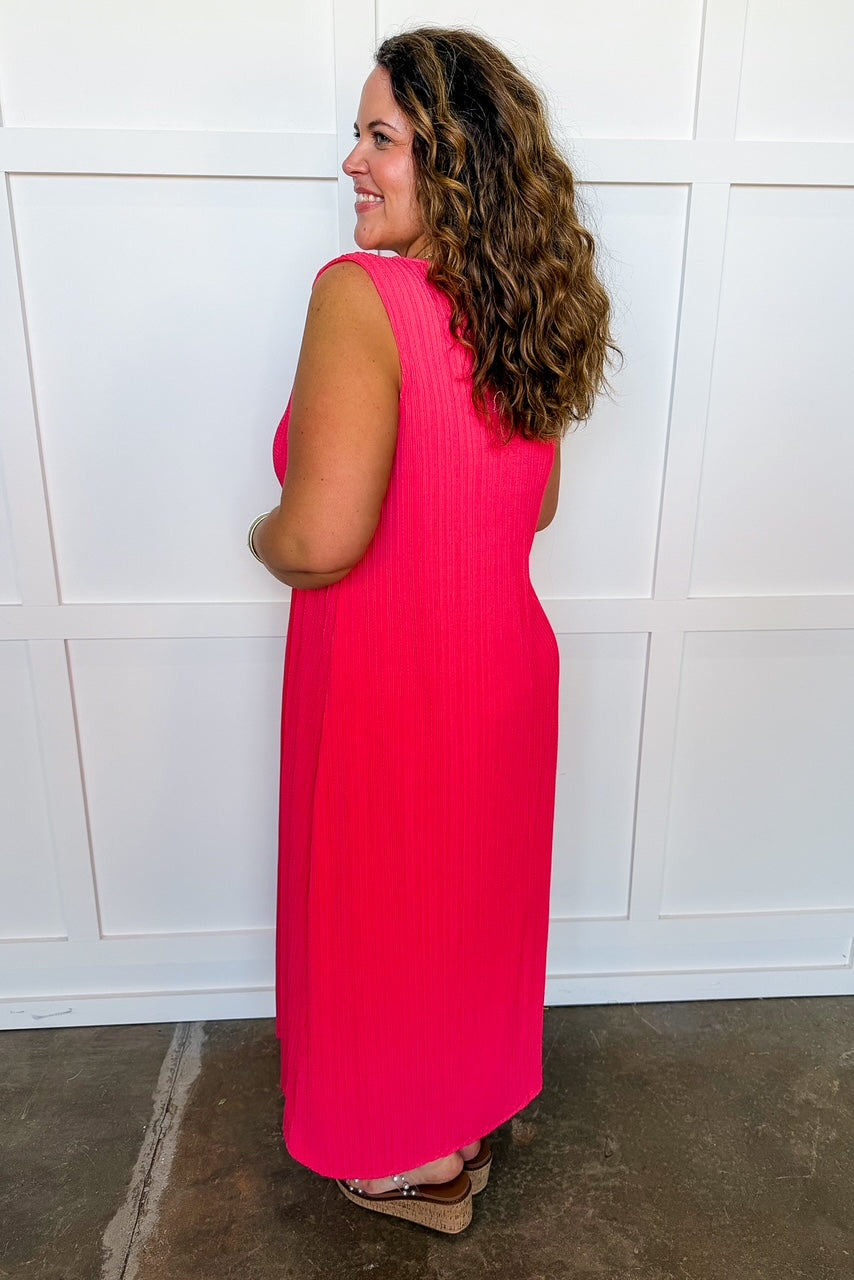 Dear Scarlett Alyssa Maxi Dress in Coral OMFORT