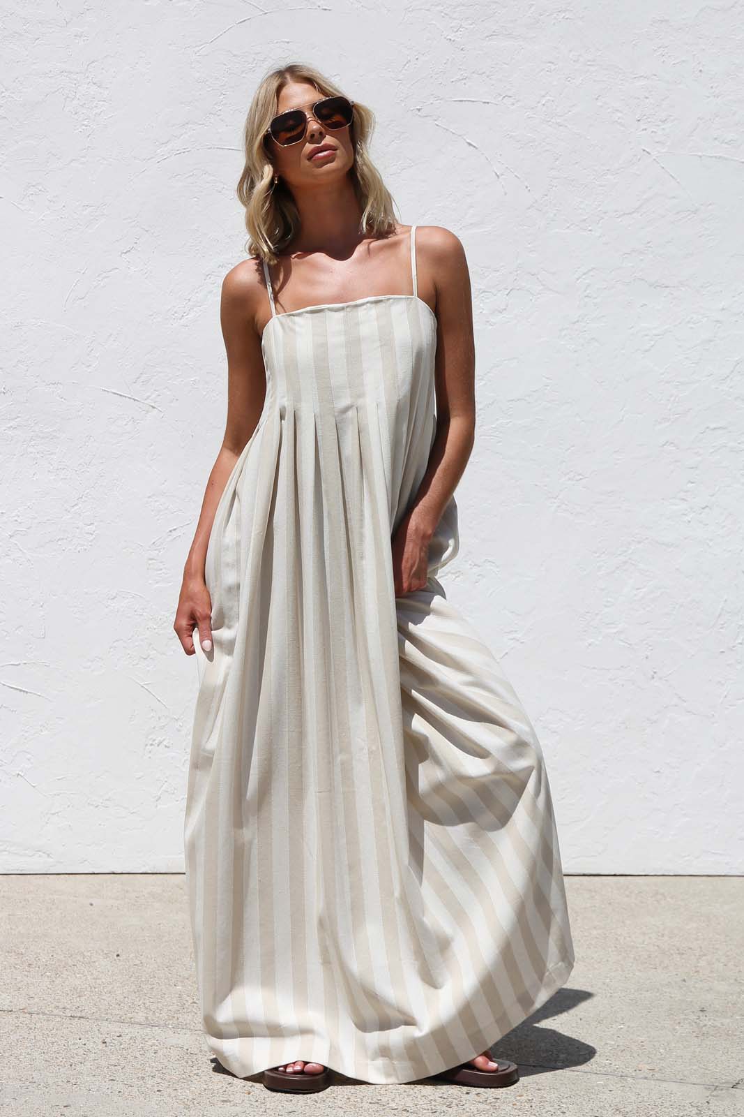 Leesa Maxi Dress BEIGE OMFORT