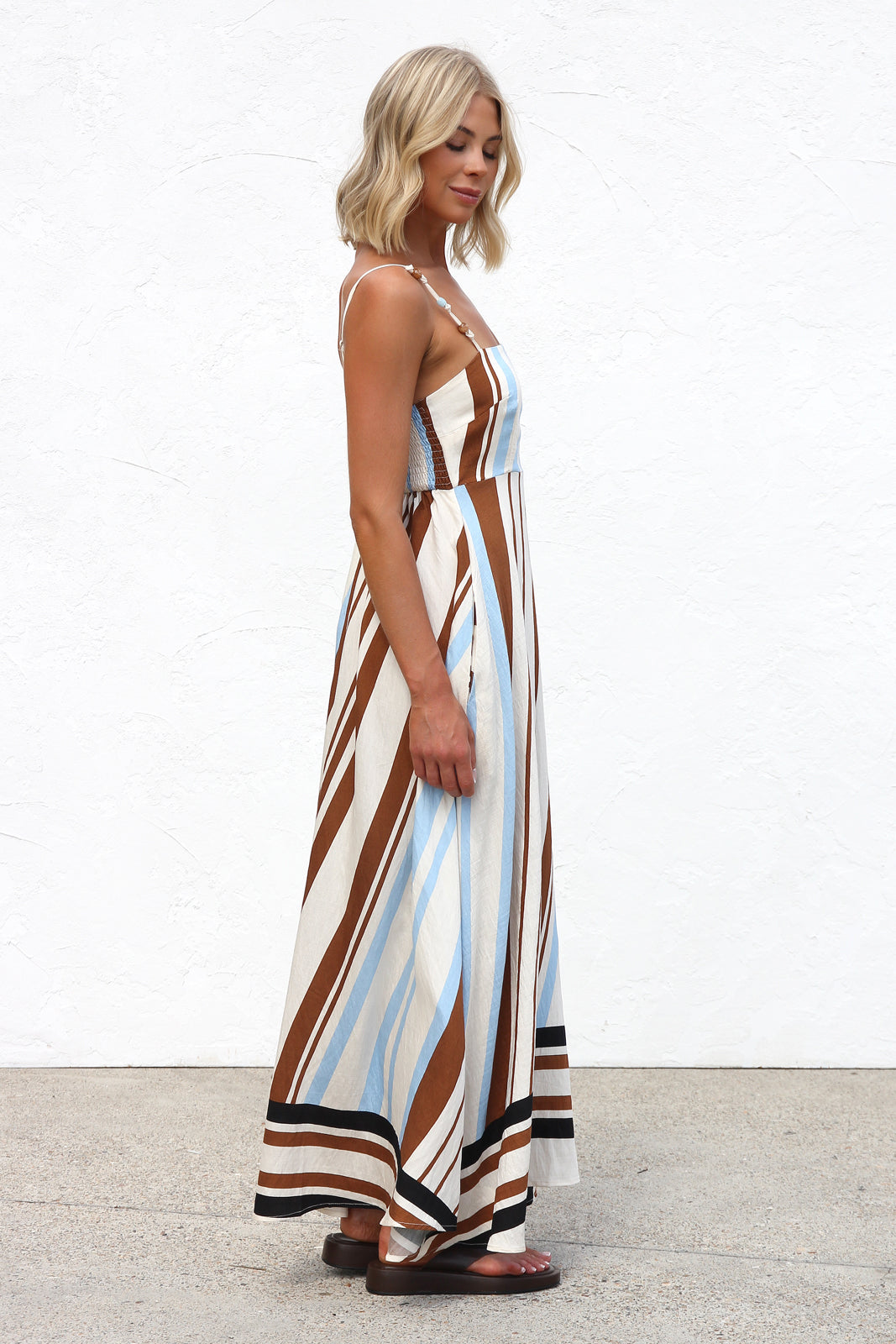 Aliviah Maxi Dress OMFORT