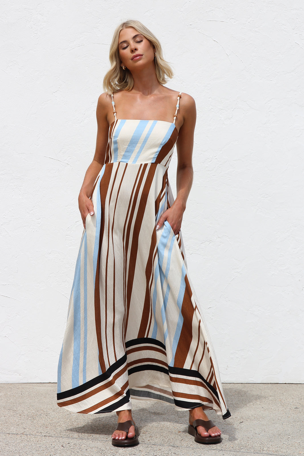 Aliviah Maxi Dress OMFORT