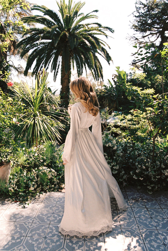 Madeline Robe Ivory OMFORT