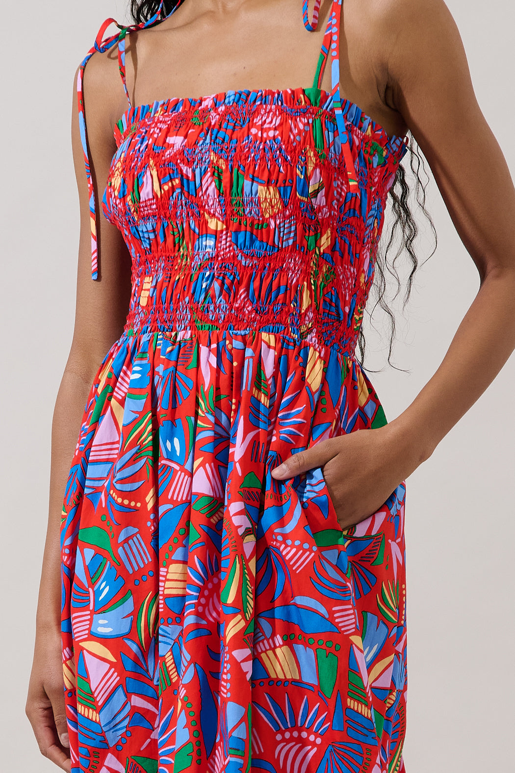 Juciel Smocked Maxi Dress Tropical OMFORT