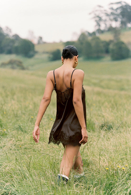 Olivia Slip Espresso OMFORT