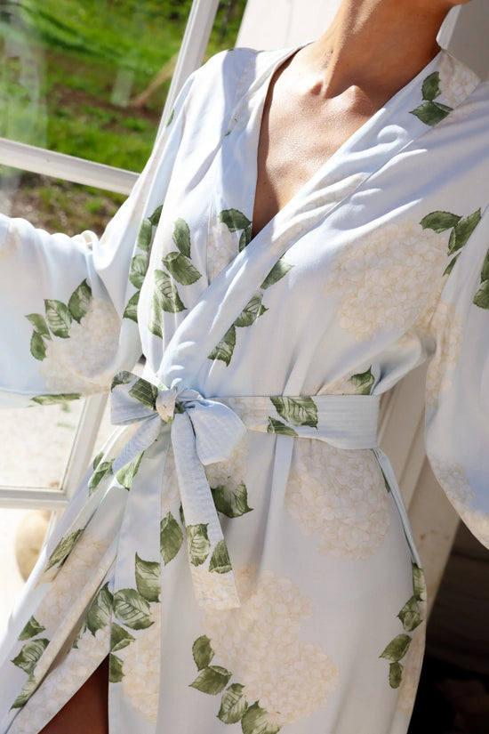 Alice Kimono Robe - ECOVERO - Heirloom Hydrangea OMFORT