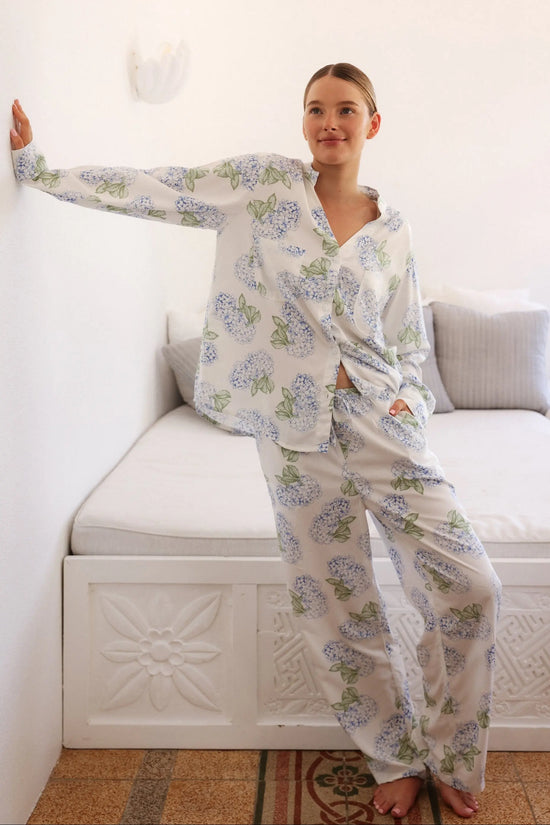 Maggie Pyjama Set - Long - Hydrangea Blue OMFORT