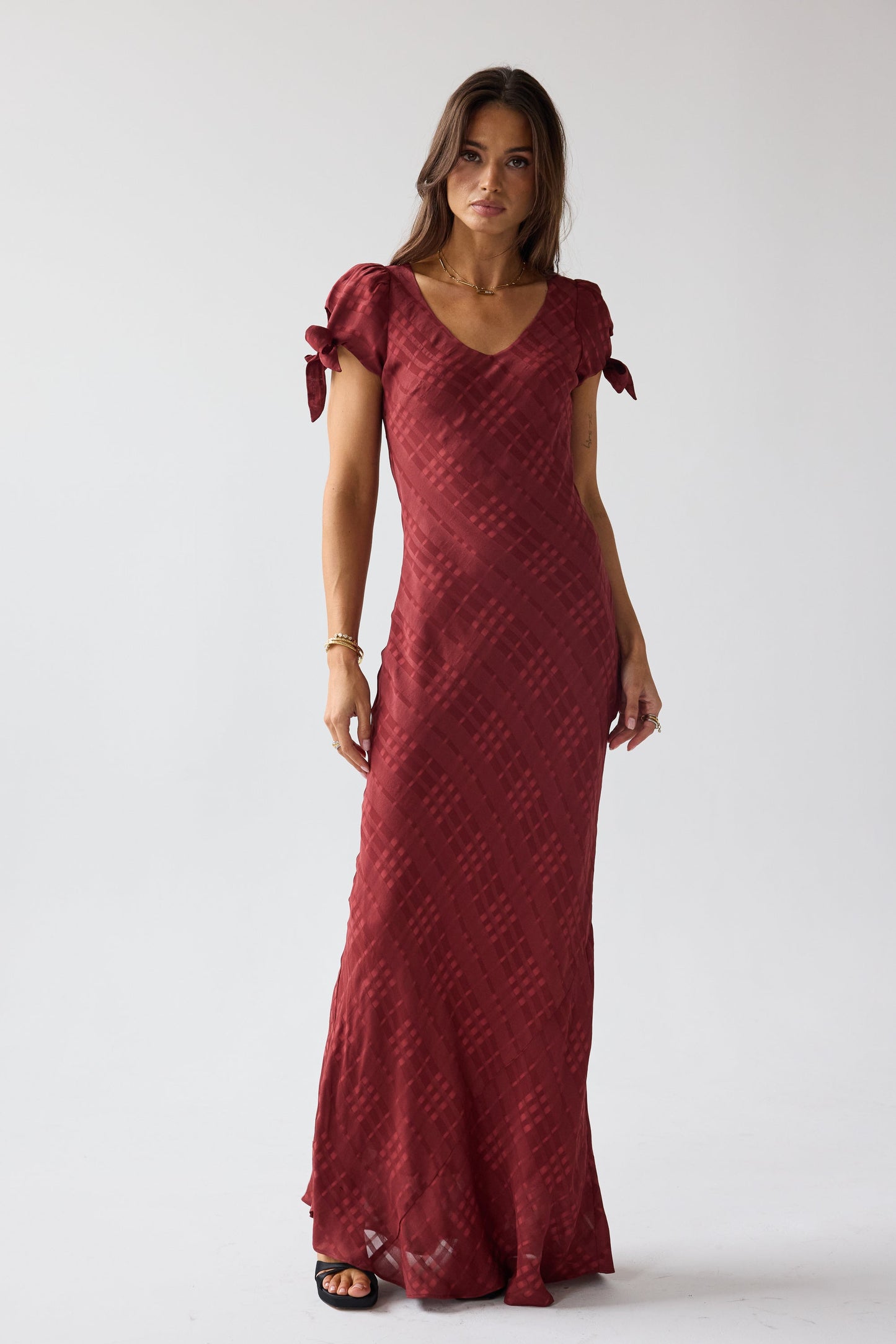 Kimmie Maxi Dress in Red-Brown OMFORT
