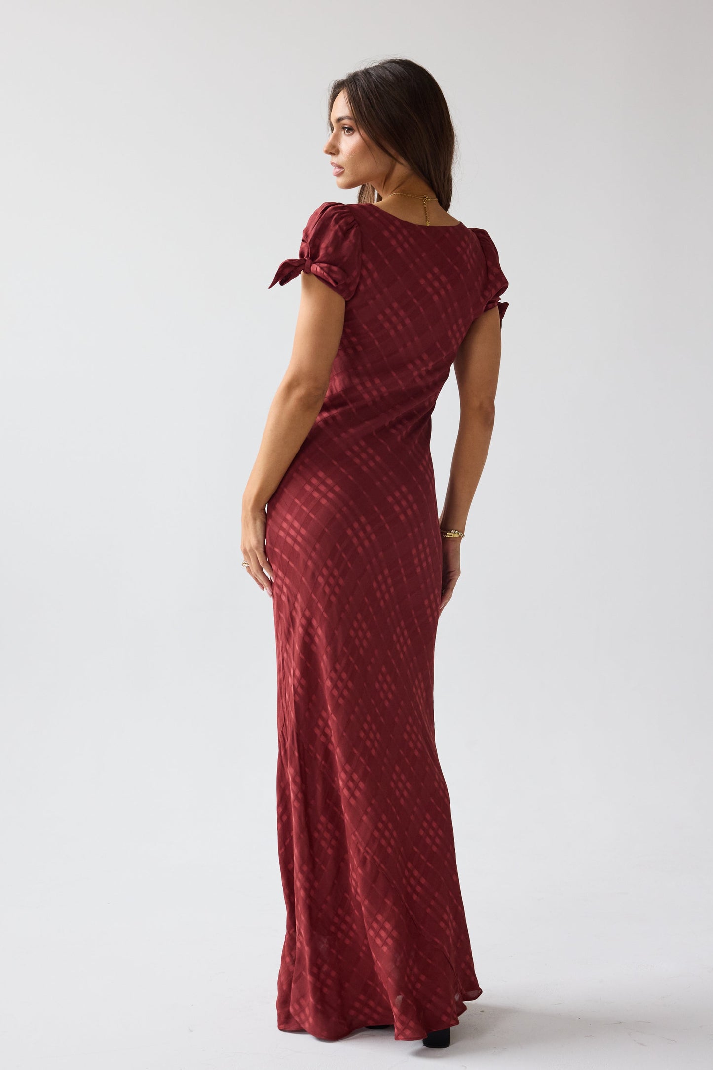 Kimmie Maxi Dress in Red-Brown OMFORT