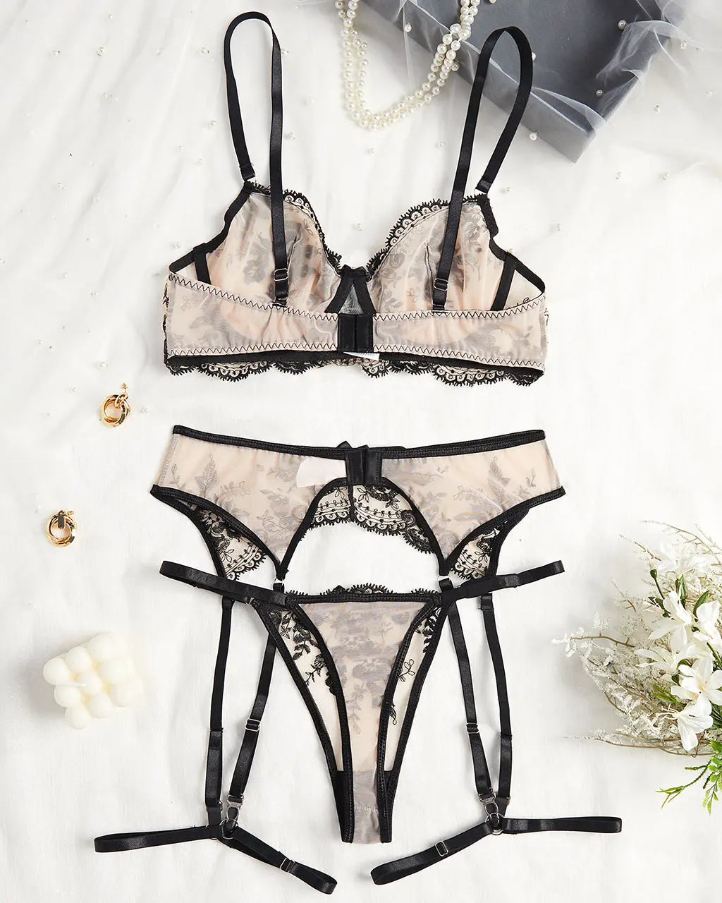 Floral Lace Garter 2 Pcs Lingerie Set - OMFORT