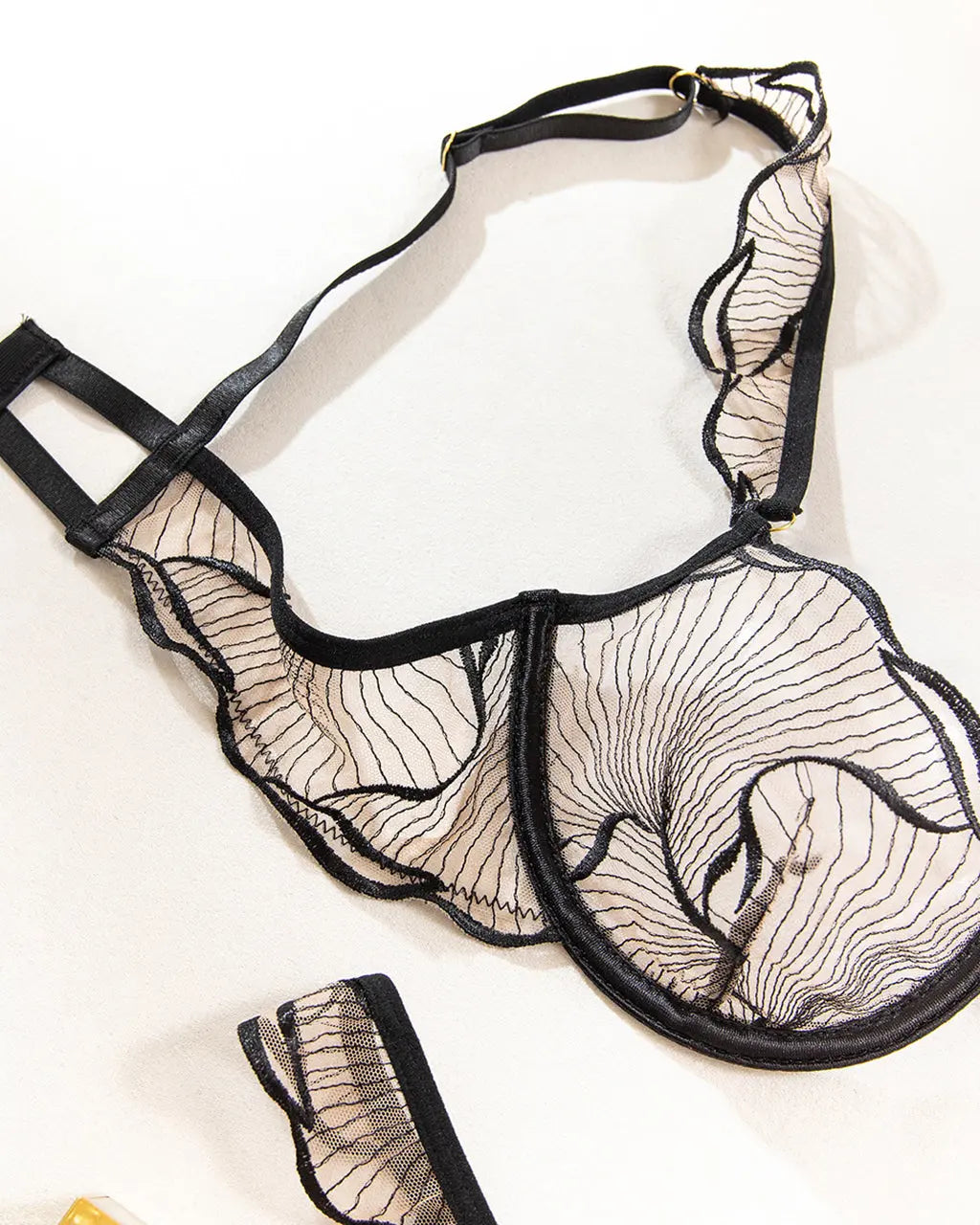 Lightweight Pure Desire French 2Pcs Lingerie Set OMFORT