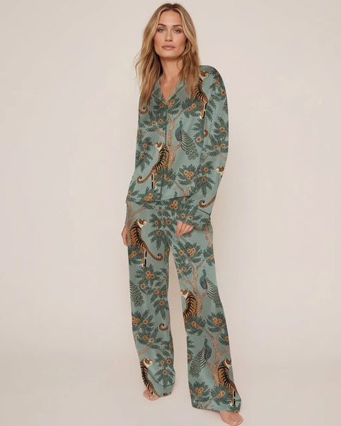 Retro Tiger Peacock Floral Pajama Set OMFORT