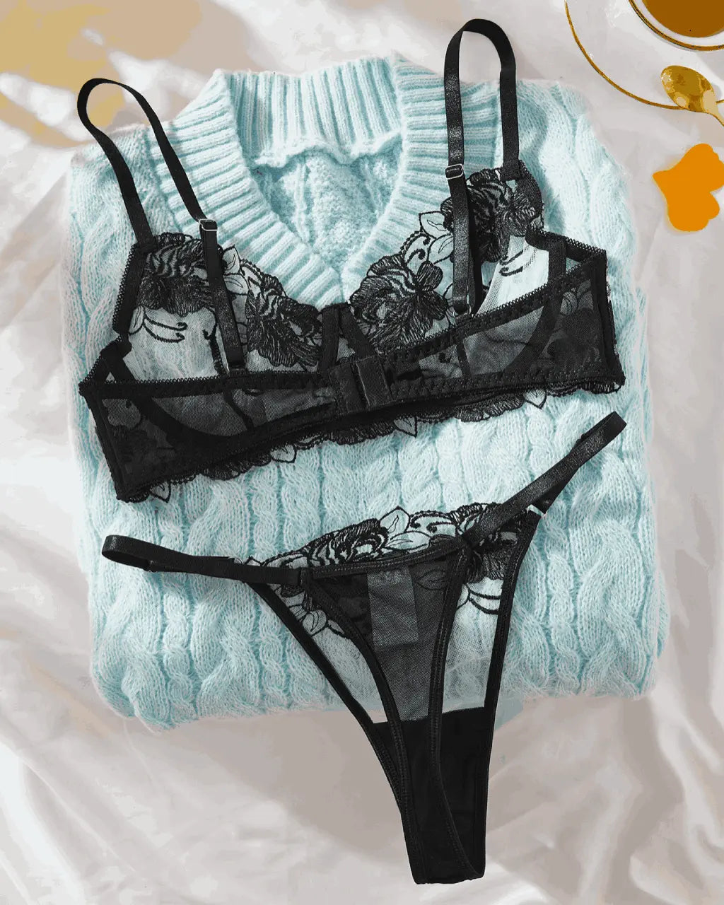 Comfortable Floral Lace 2Pcs Lingerie Set OMFORT