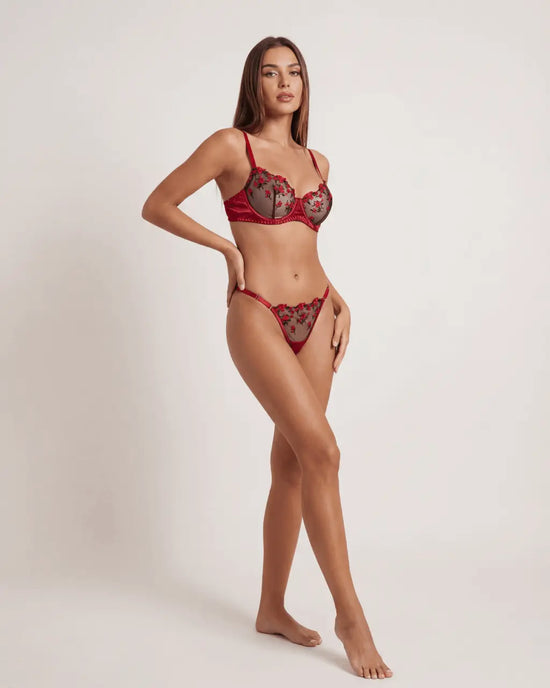 Soft Floral Embroidery 2Pcs Lingerie Set OMFORT