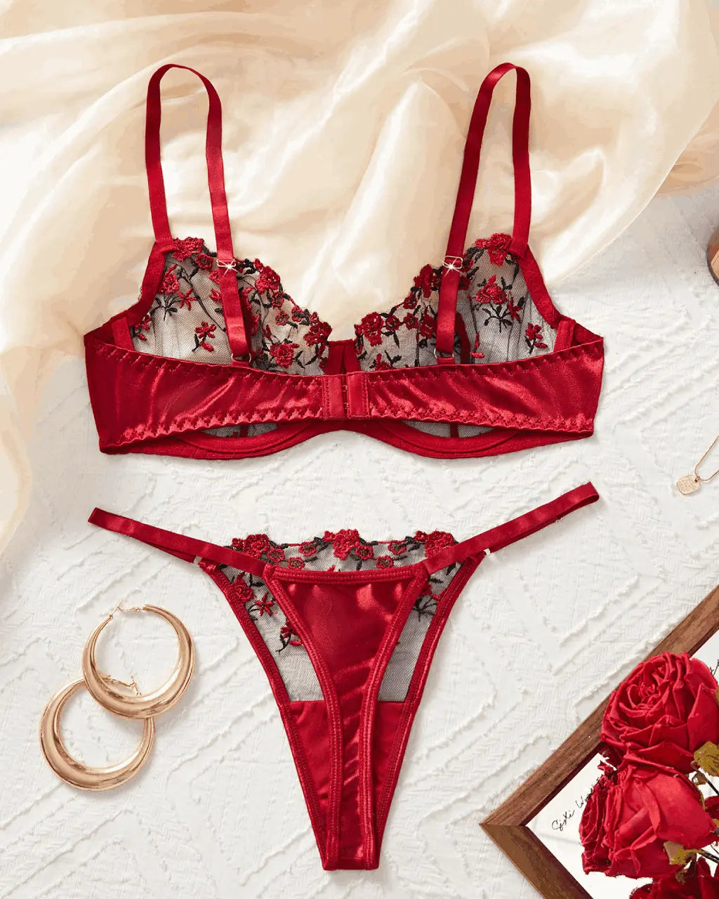 Soft Floral Embroidery 2Pcs Lingerie Set OMFORT