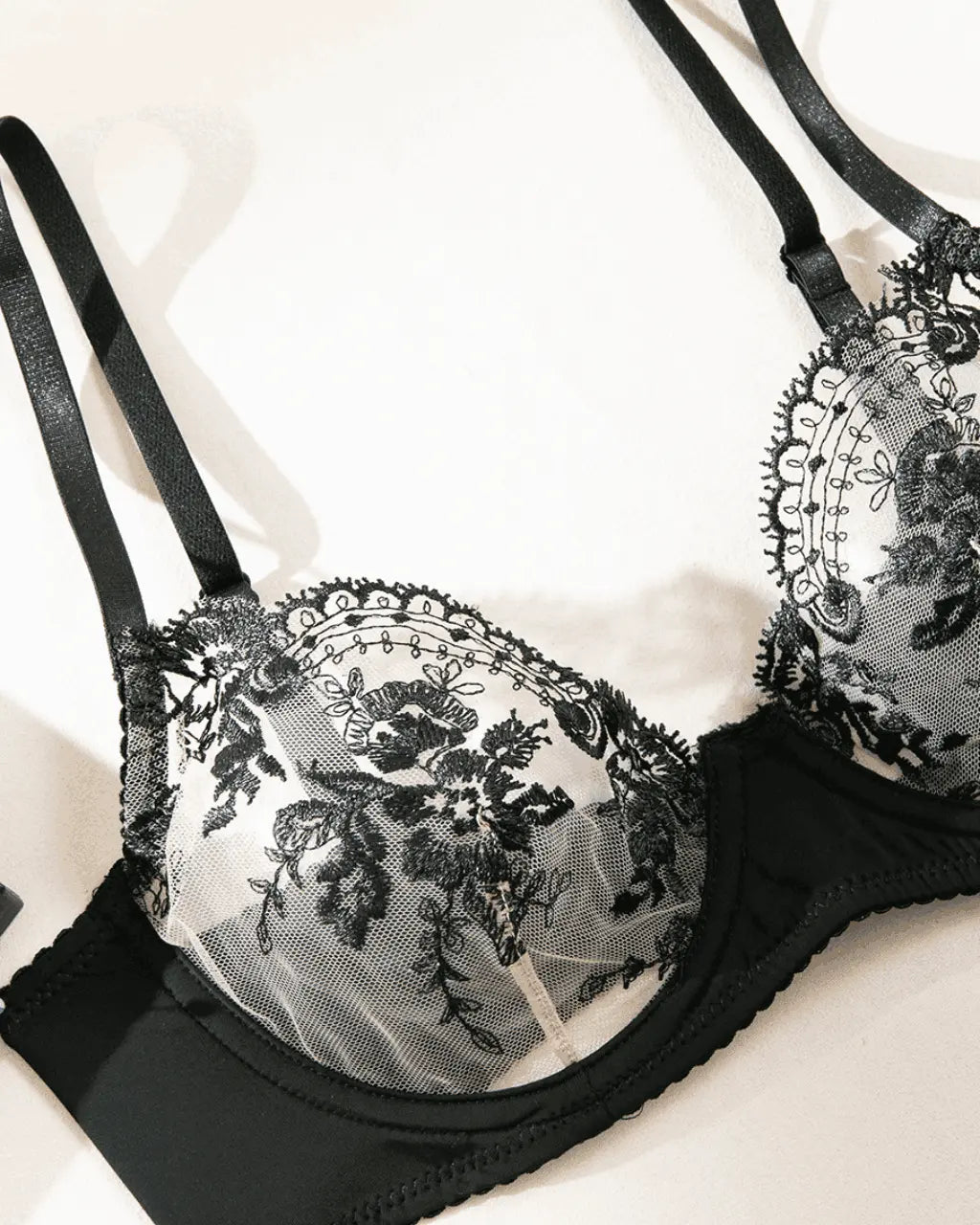 Charming Blossom Lace 2Pcs Lingerie Set OMFORT