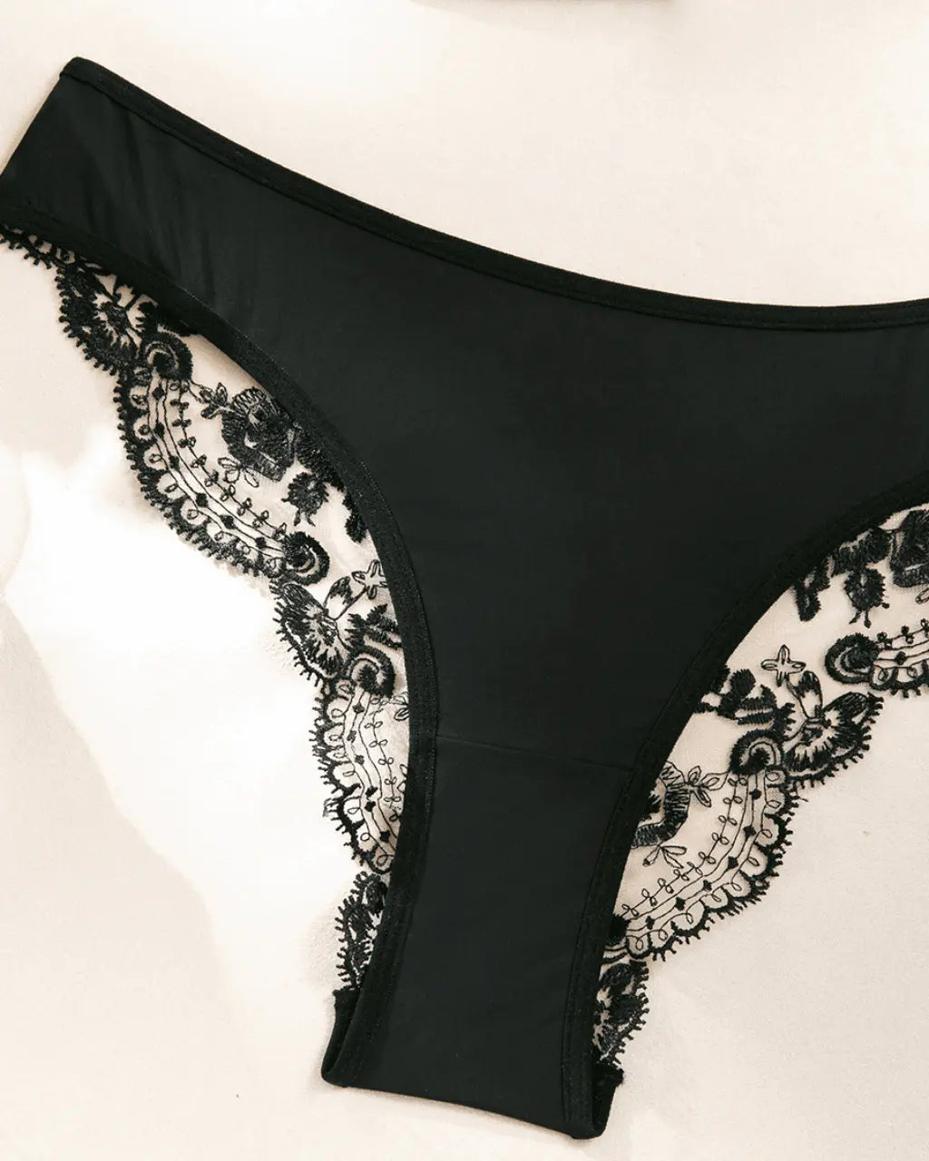 Charming Blossom Lace 2Pcs Lingerie Set OMFORT