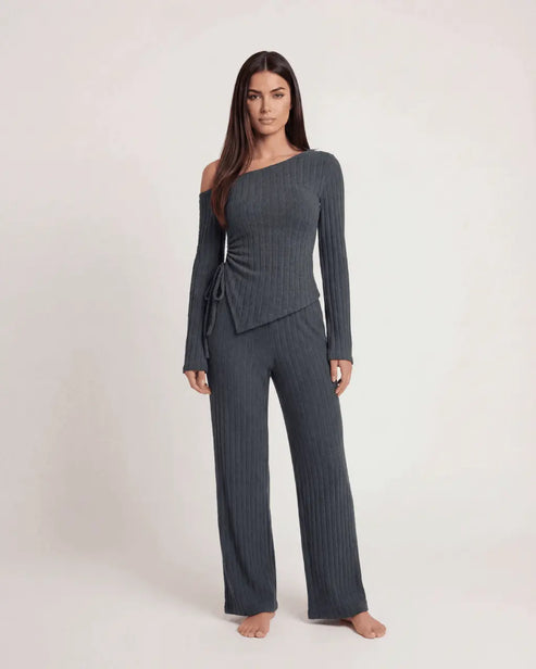 Solid Asymmetry Ribbed Knit Lounge Set OMFORT