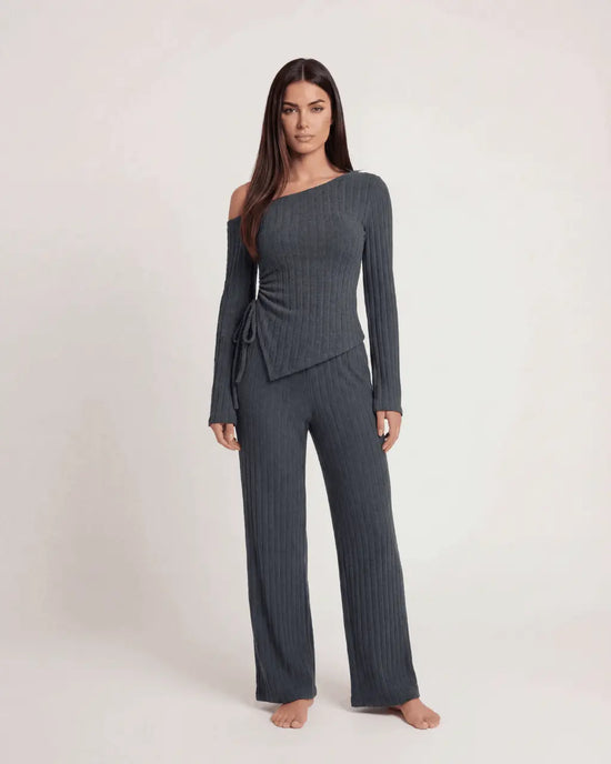 Solid Asymmetry Ribbed Knit Lounge Set OMFORT