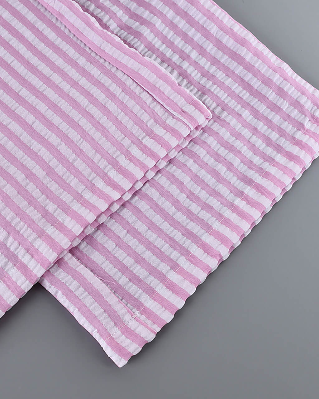 Minimalist Striped Cami Top And Pants Lounge Set - OMFORT