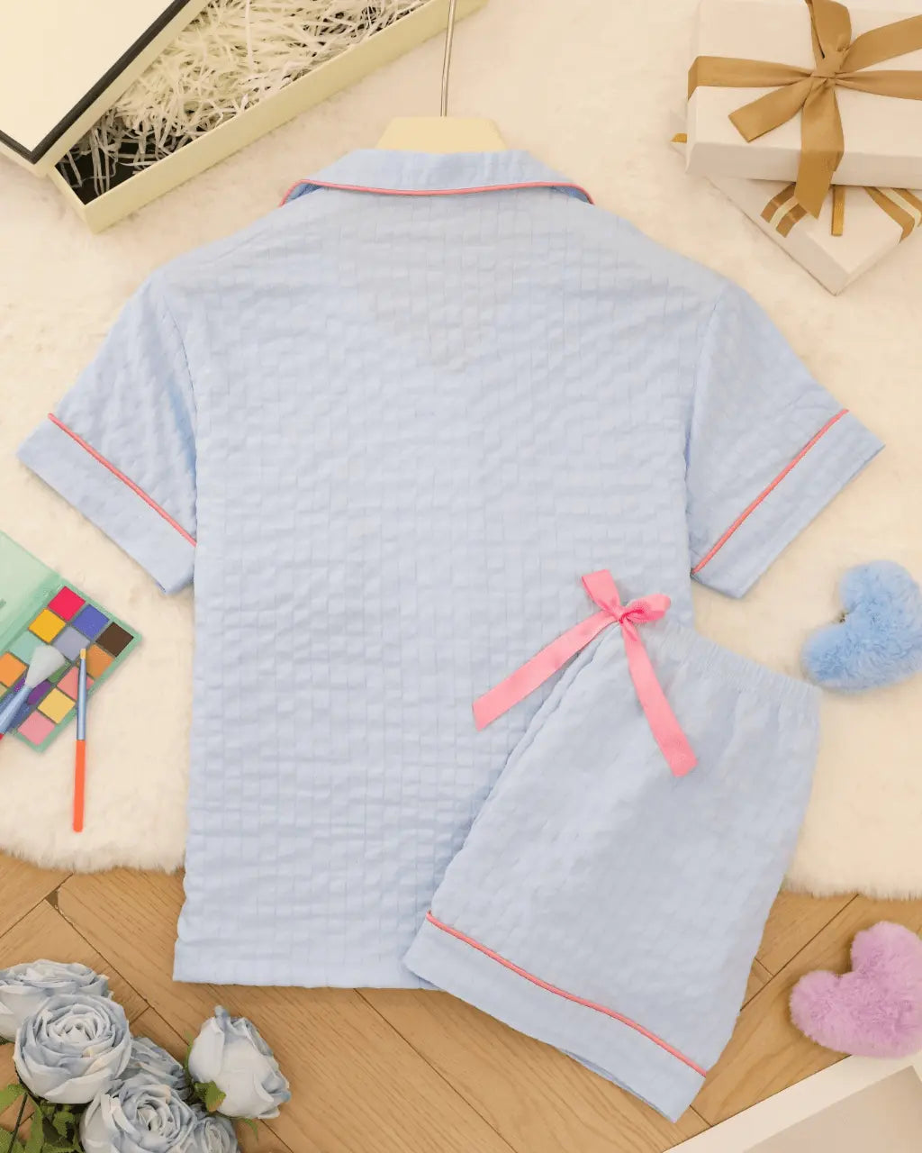 Solid Pink Trim Decorated Short Sleeve Pajama Set OMFORT