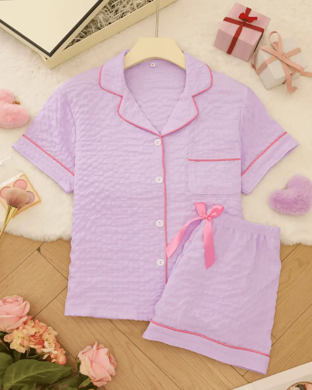 Solid Pink Trim Decorated Short Sleeve Pajama Set OMFORT