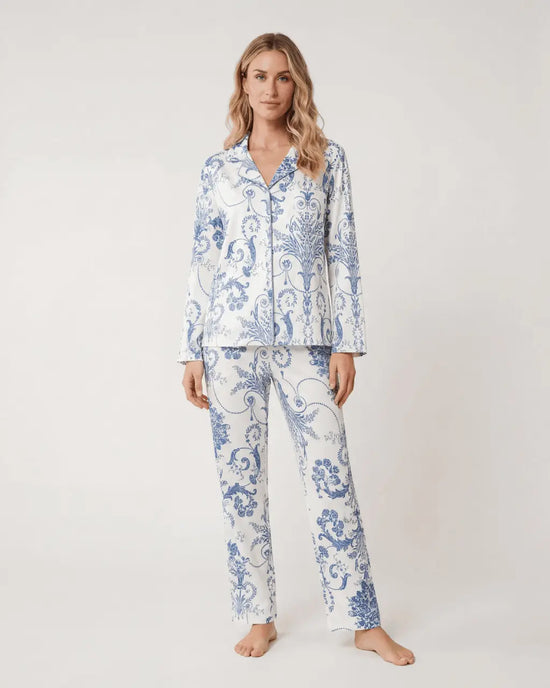 Elegant Floral Print Pajama Set OMFORT