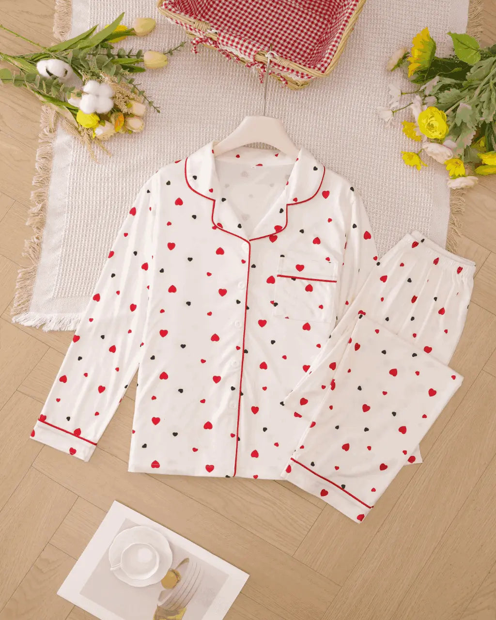 Heart Print Valentine Pajama Set OMFORT