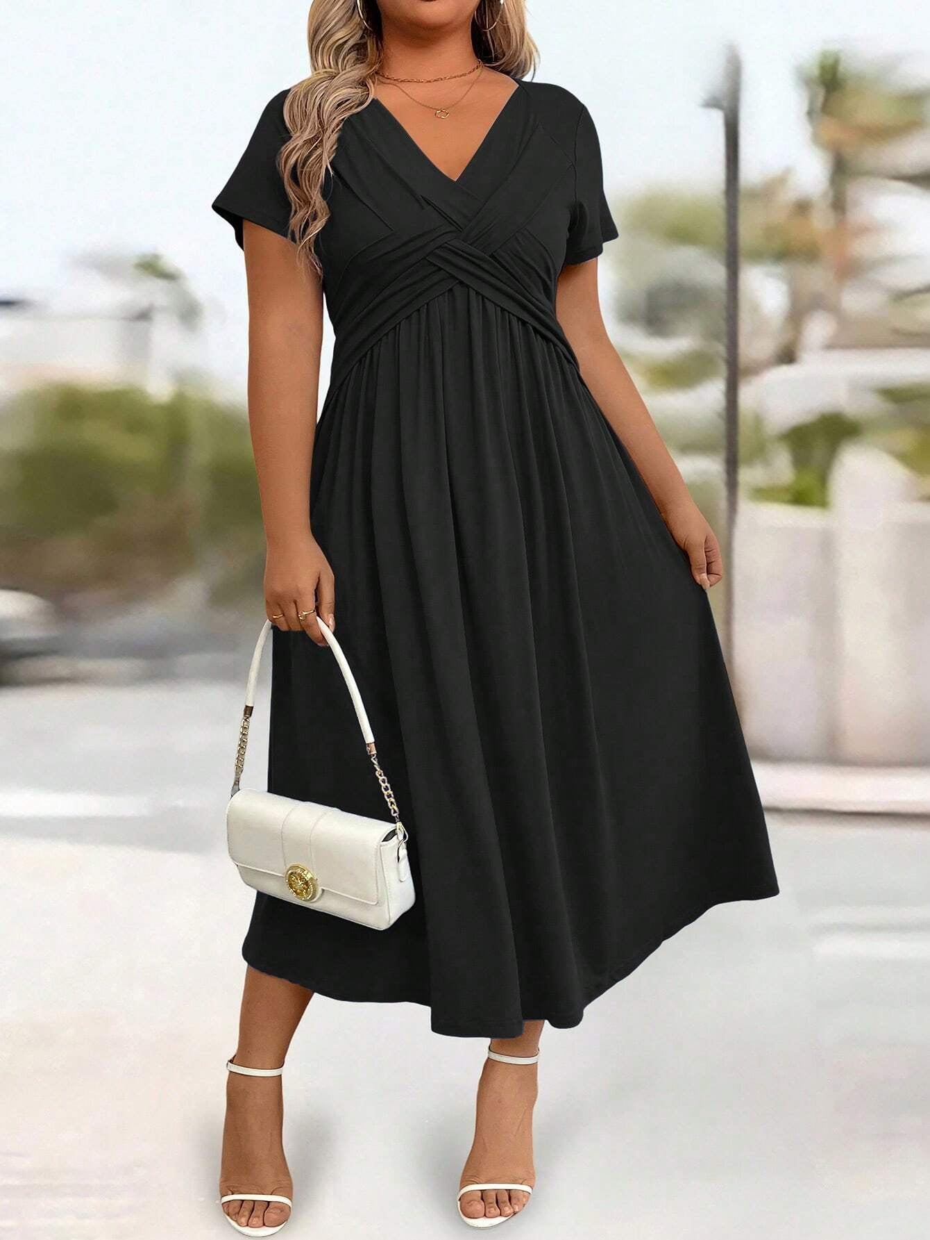 Soft V-Neck Short Sleeve Ruched Pocket Midi Dress OMFORT