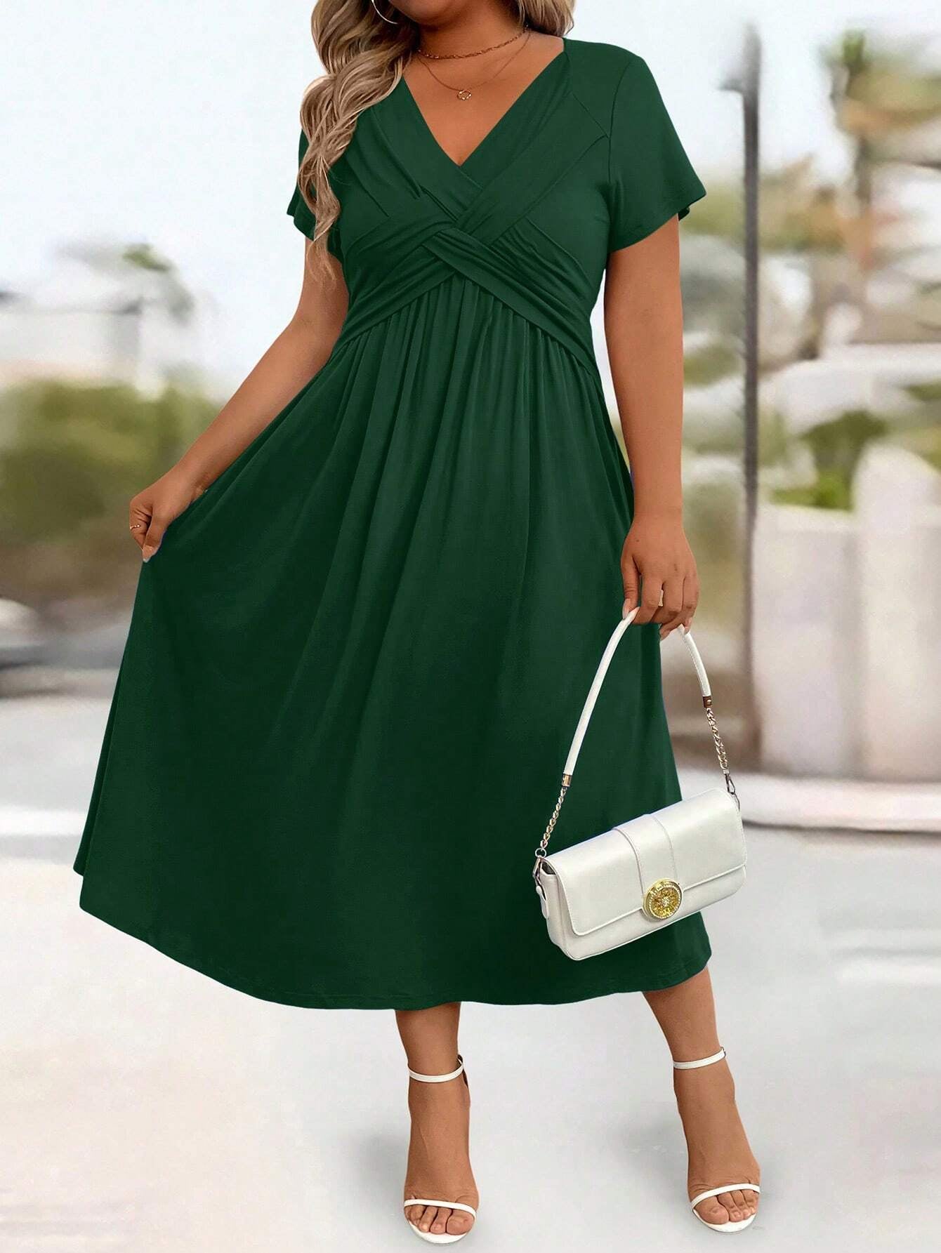Soft V-Neck Short Sleeve Ruched Pocket Midi Dress OMFORT
