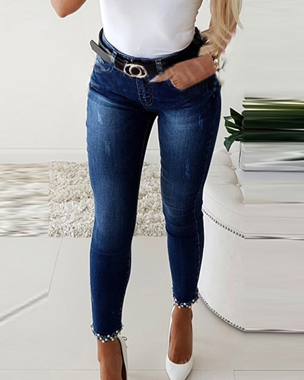 Slim Fit Back Split Beaded Bow Design Jeans OMFORT